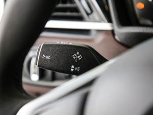 2020sDrive20i MԽҰb п؅^(q)