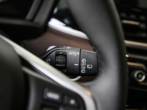 2020sDrive20i MԽҰb п؅^(q)