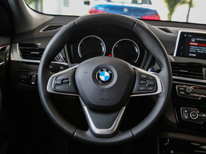 2020sDrive20i MԽҰb P