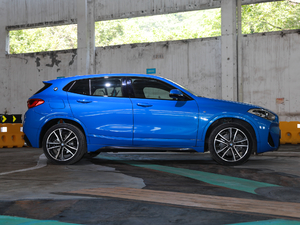 2020xDrive25i M\(yn)b w^