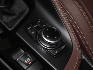 2020xDrive25i M\b п؅^