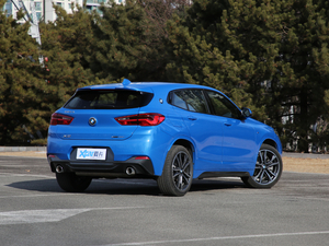 2020xDrive25i M\b w^