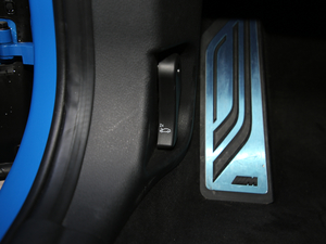 2020xDrive25i M\(yn)(dng)b g