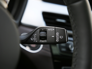 2020xDrive25i M\b п؅^