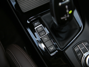 2020xDrive25i M\b п؅^