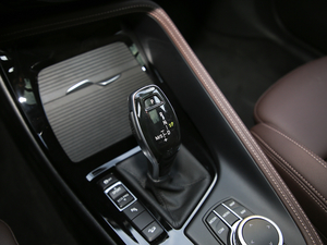 2020xDrive25i M\b п؅^