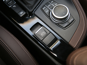 2020xDrive25i M\b п؅^