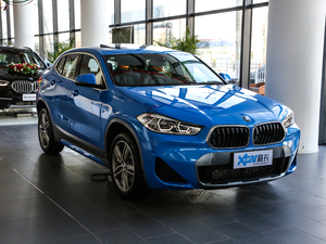 2020sDrive25i IMԽҰb w^