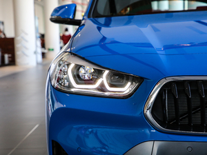 2020sDrive25i IMԽҰb (ji)^