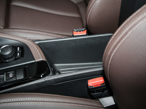 2020sDrive25i IMԽҰb g