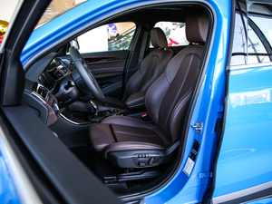 2020sDrive25i I(lng)MԽҰb {