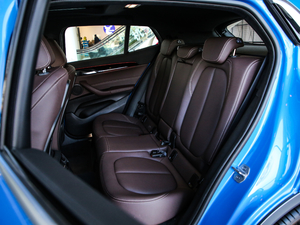 2020sDrive25i I(lng)MԽҰb 