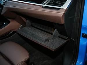 2020sDrive25i I(lng)MԽҰb 