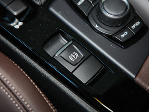 2020sDrive25i IMԽҰb v܇Ƅ