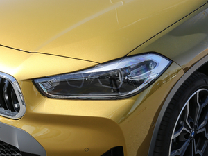 2020sDrive25i MԽҰb ^