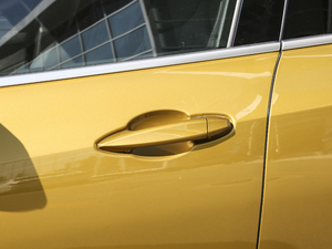 2020sDrive25i MԽҰb {T