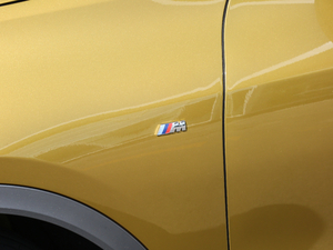 2020sDrive25i MԽҰb ^