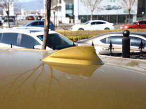 2020sDrive25i MԽҰb ^