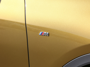 2020sDrive25i MԽҰb ^