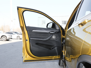 2020sDrive25i MԽҰb {λ܇T