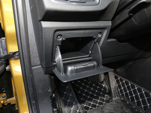 2020sDrive25i MԽҰb g