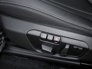 2020sDrive25i MԽҰb g