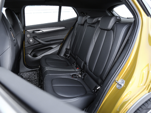 2020sDrive25i MԽҰb 