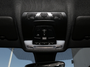 2020sDrive25i MԽҰb g