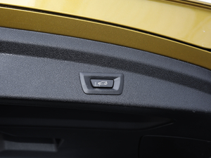 2020sDrive25i MԽҰb g