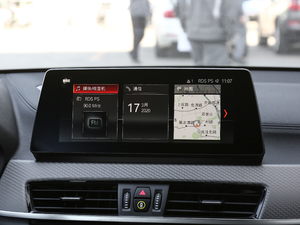 2020sDrive25i MԽҰb п_@ʾ