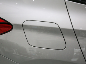 2020sDrive25i MԽҰb ^