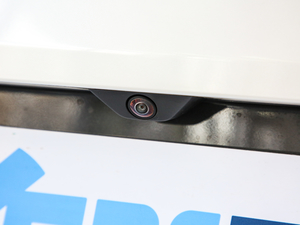 2020sDrive25i MԽҰb ^