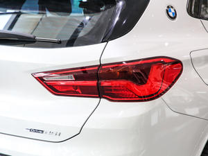 2020sDrive25i MԽҰb ^