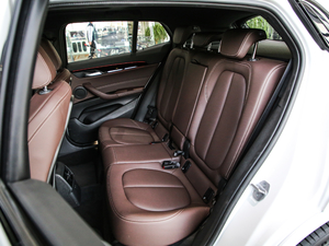 2020sDrive25i MԽҰb 