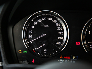 2020sDrive25i MԽҰb п؅^(q)