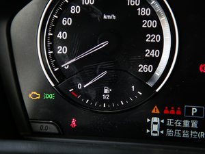 2020sDrive25i MԽҰb п؅^(q)