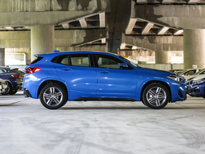 2020sDrive25i I(lng)M\(yn)b w^