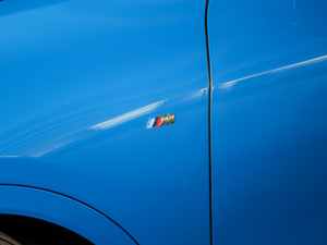 2020sDrive25i IM\b ^