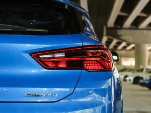2020款sDrive25i 领先型M运动套装 尾灯