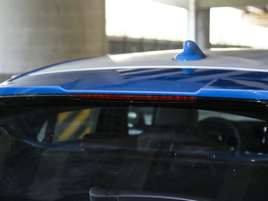 2020sDrive25i IM\b ^