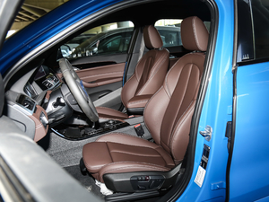 2020sDrive25i IM\b {