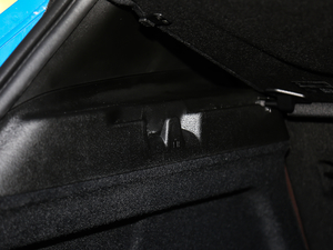 2020sDrive25i IM\b g