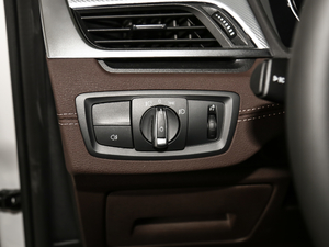 2020sDrive25i M\b п؅^