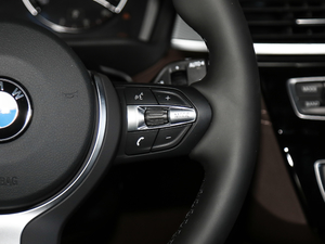 2020sDrive25i M\b п؅^