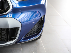 2020sDrive20i MԽҰb ^