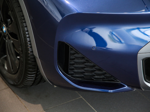 2020sDrive20i MԽҰb ^