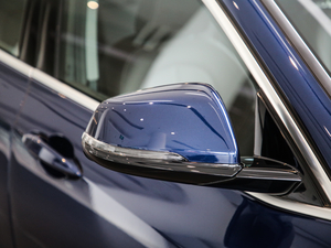 2020sDrive20i MԽҰb ^