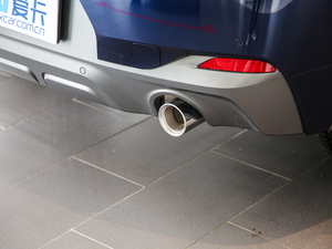 2020sDrive20i MԽҰb ^