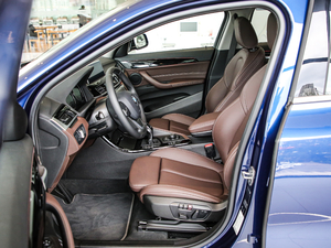 2020sDrive20i MԽҰb g