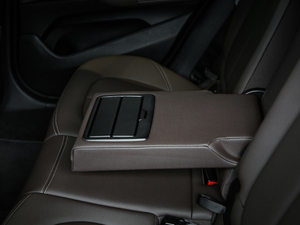 2020sDrive20i MԽҰb 